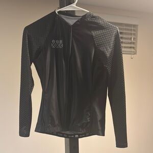 Stylish Black Women's Jersey by Tres Piñas